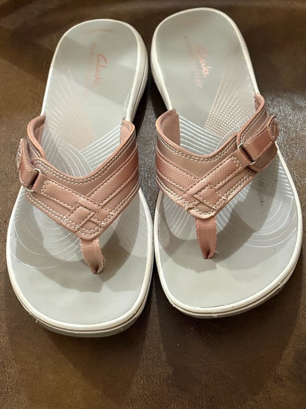 Clarks Women's Breeze Sea Cloudsteppers Sandals in Rose Gold  Size 9
